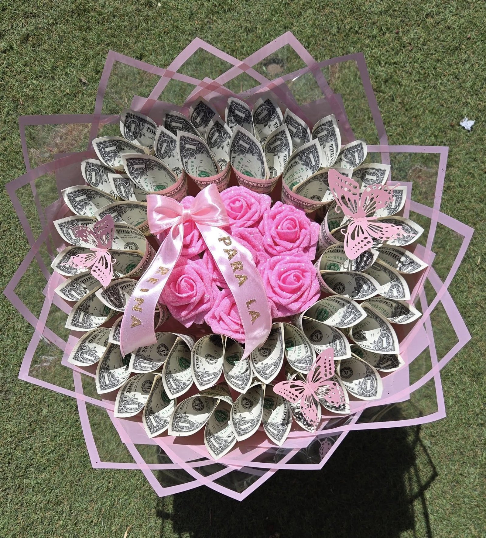 Ramo de 30 Billetes y Rosas Rosadas