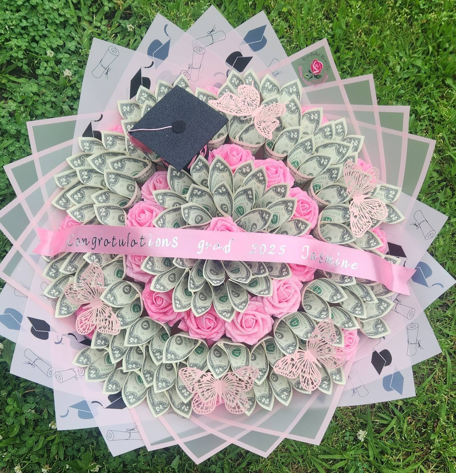 Ramo de Billetes y Rosas Rosas Graduación